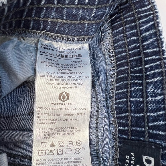 Denizen from Levi's Relaxed Fit Denim Jeans - Medium Blue Child Size 7 - Picture 3 of 13